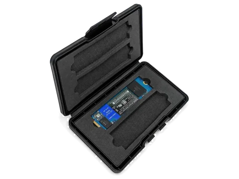 The4 4 Slots SSD Protective Case Storage Box for M.2 2280 Solid State Drive 4 inch Shock Resistant Water Proof Computer Hard Drive Storage